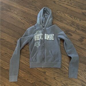 Abercrombie & Fitch Gray Fleece-Lined Jacket